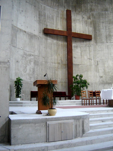 Franziskanerkirche Mostar - Bänke