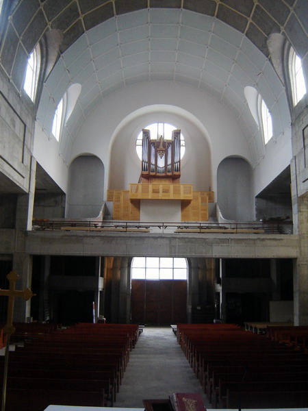 Franziskanerkirche Mostar - Bänke