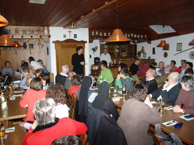 4. Generalversammlung Februar 2007 - WERKE statt WORTE