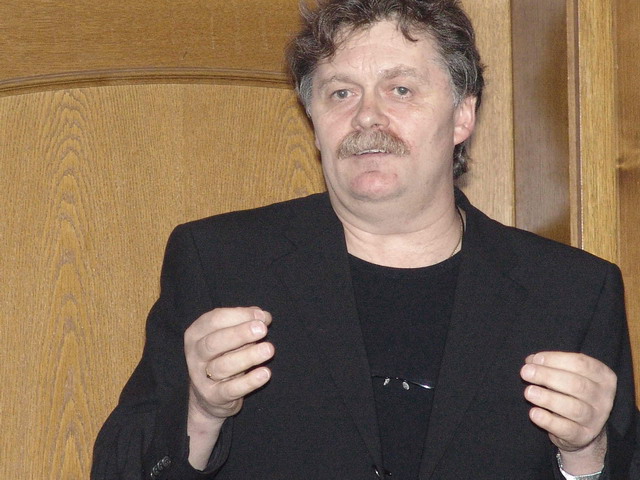 4. Generalversammlung Februar 2007 - WERKE statt WORTE