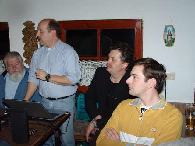 4. Generalversammlung Februar 2007 - WERKE statt WORTE