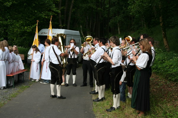 07-06-03 - Marterl Schonungen Gottesdienst