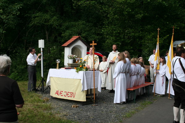 07-06-03 - Marterl Schonungen Gottesdienst