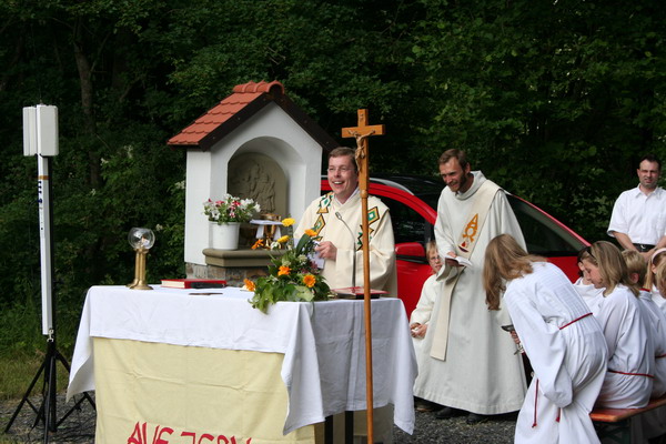 07-06-03 - Marterl Schonungen Gottesdienst