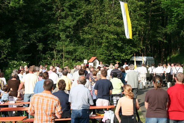 07-06-03 - Marterl Schonungen Gottesdienst