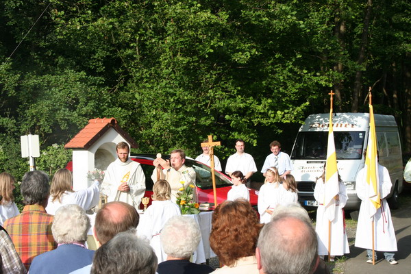 07-06-03 - Marterl Schonungen Gottesdienst