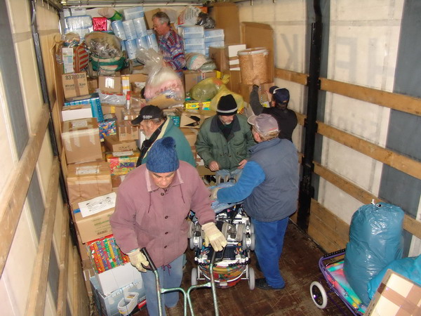 paketaktion_2006_verladen_impressionen_15.jpg