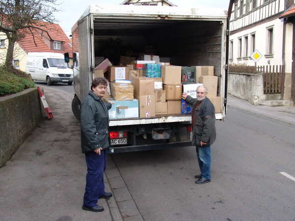paketaktion_2006_verladen_impressionen_17.jpg