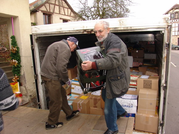 paketaktion_2006_verladen_impressionen_18.jpg